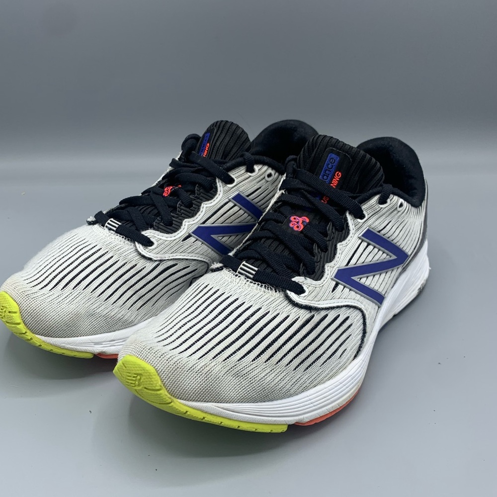 New Balance Womens W890wb6 White/Black Running Shoes Size 9.5 (Wide) (1903072)